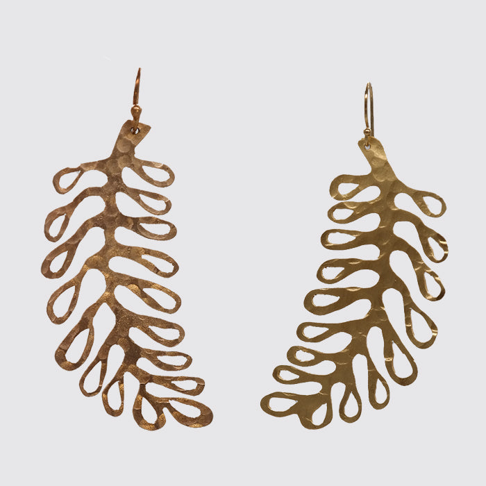 Cut out Leaf Earring