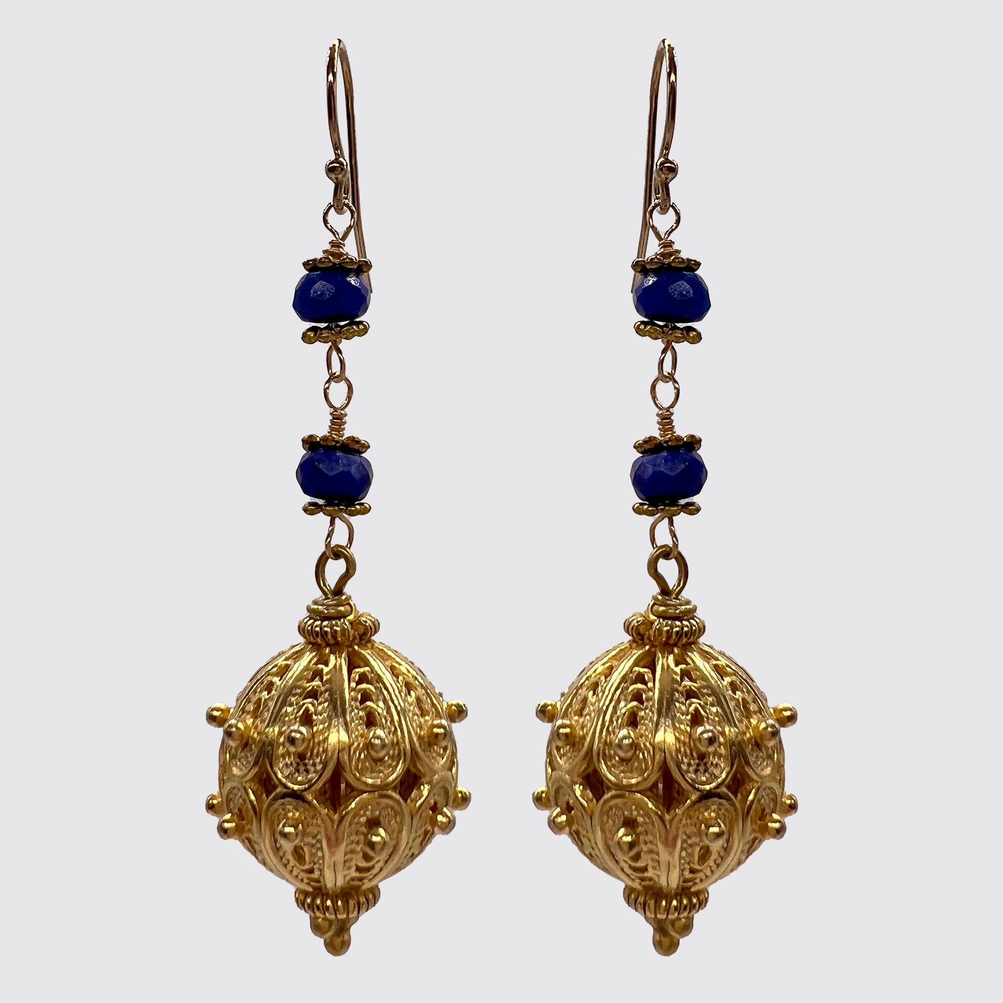 Dangle Earring with Lapis Lazuli and vintage handmade Bead