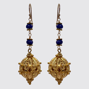 Dangle Earring with Lapis Lazuli and vintage handmade Bead