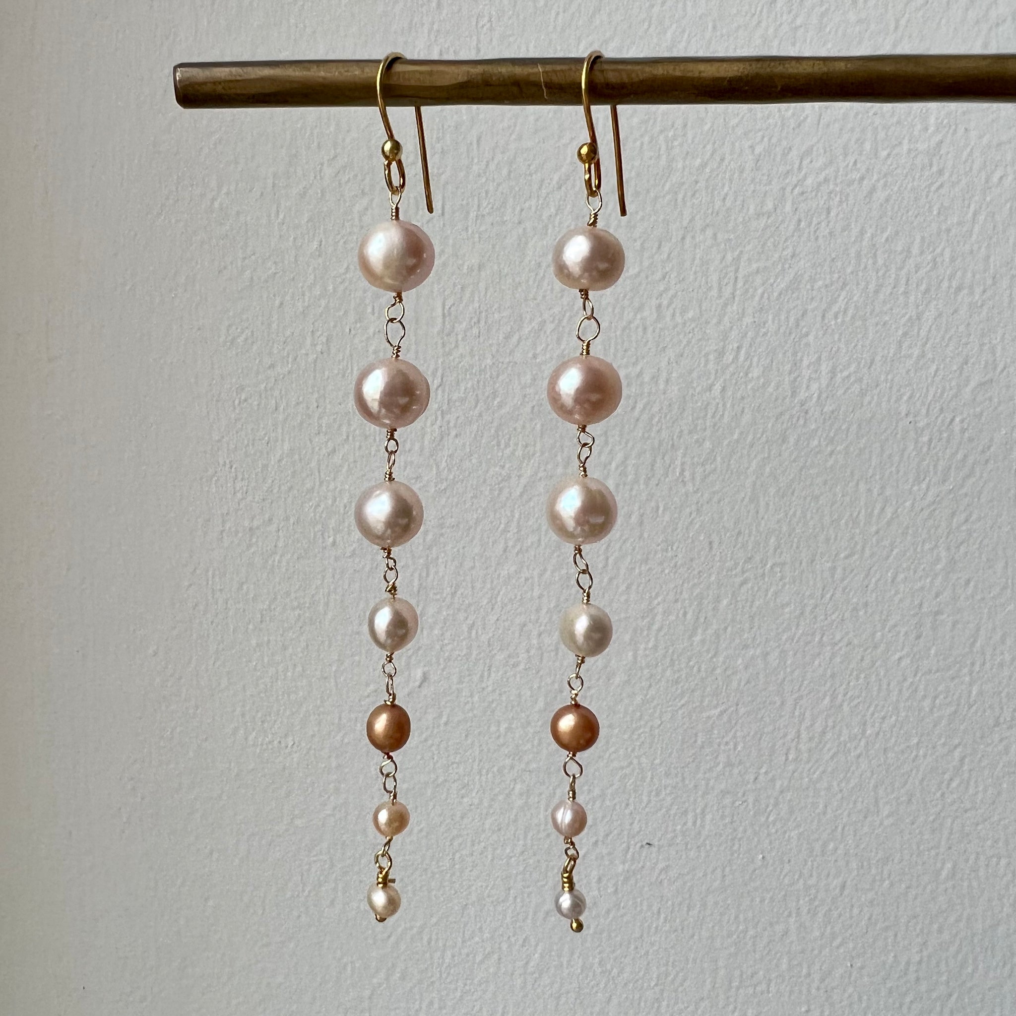 Graduated Size White, Pink, Cream Fresh Water Pearl Earring